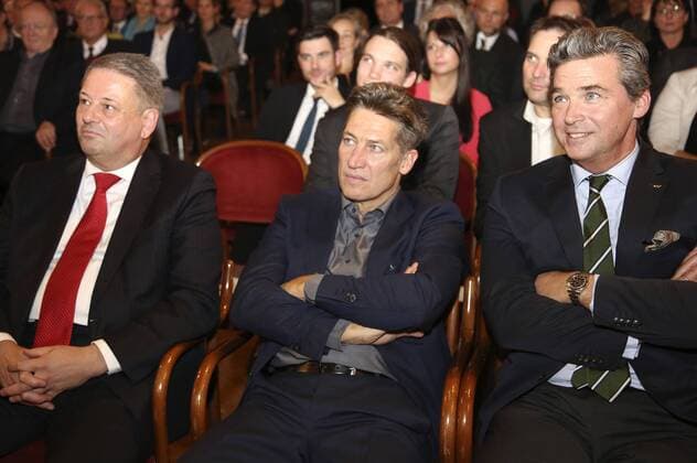 Andrä Rupprechter, Tobias Moretti und Andreas Gnesda bei der Preisverleihung der Green Brands Austria 2016 im Palais Eschenbach. Wien, 28.11.2016 Foto:xF.xJ.xMorgenbesserx xFuturexImage