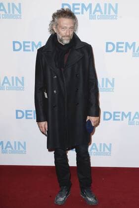 Vincent Cassel - Vor Filmpremiere Premiere - Demain tout commence Plötzlich Papa - Grand Rex Paris - 28 11 2016 GwendolineLeGoff Panoramic 