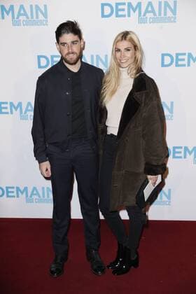 Alexandra Rosenfeld und son compagnon Etienne - Vor Filmpremiere Premiere - Demain tout commence Plötzlich Papa - Grand Rex Paris - 28 11 2016 GwendolineLeGoff Panoramic 