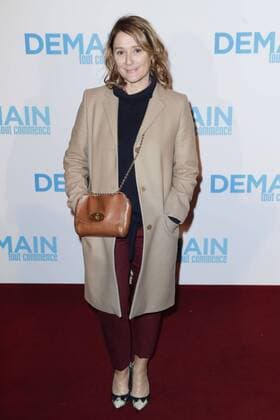 Daniela Lumbroso - Vor Filmpremiere Premiere - Demain tout commence Plötzlich Papa - Grand Rex Paris - 28 11 2016 GwendolineLeGoff Panoramic 