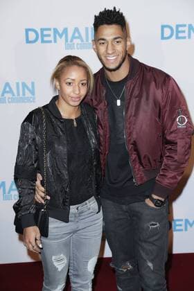 Estelle Mossely und Tony Yoka - Vor Filmpremiere Premiere - Demain tout commence Plötzlich Papa - Grand Rex Paris - 28 11 2016 GwendolineLeGoff Panoramic 