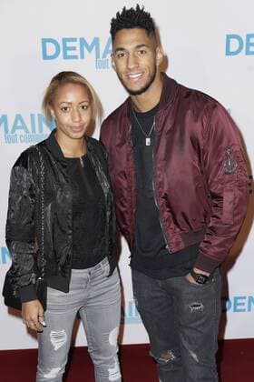 Estelle Mossely und Tony Yoka - Vor Filmpremiere Premiere - Demain tout commence Plötzlich Papa - Grand Rex Paris - 28 11 2016 GwendolineLeGoff Panoramic 