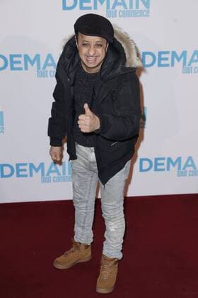 Bouder - Vor der Premiere Filmpremiere Demain tout commence Plötzlich Papa - Grand Rex Paris - 28 11 2016 GwendolineLeGoff Panoramic 
