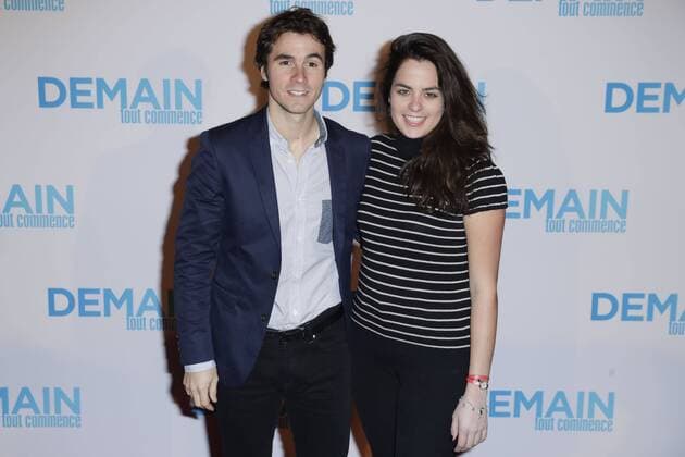 Julien Dereims und Anouchka Delon Vor der Premiere Filmpremiere Demain tout commence Plötzlich Papa - Grand Rex Paris - 28 11 2016 GwendolineLeGoff Panoramic 