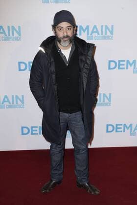 Manu Payet - Vor der Premiere Filmpremiere Demain tout commence Plötzlich Papa - Grand Rex Paris - 28 11 2016 GwendolineLeGoff Panoramic 