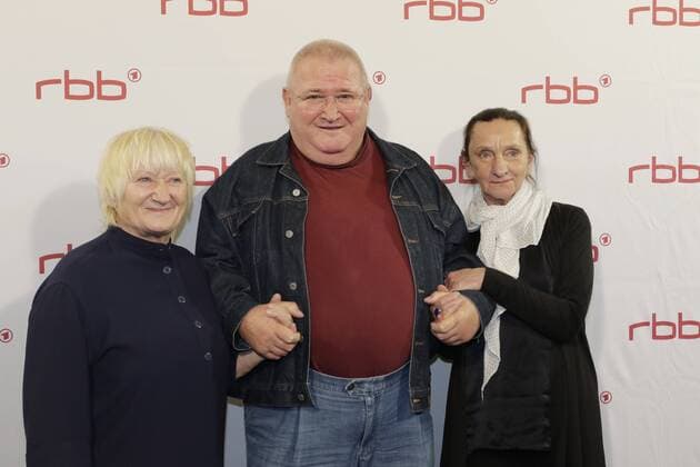 Bilder des Tages Carmen-Maja Antoni, Schauspieler Horst Krause, Angelika Böttiger, Krauses Glück auf großer Leinwand: Premiere mit Horst Krause am 29. November im Kino Thalia in Potsdam, 29.11.2016