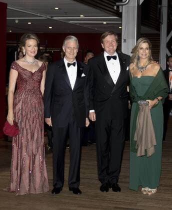 Belgische und niederländische Königsfamilien besuchen Konzert in Den Haag 29-11-2016 The Hague Queen Maxima and Queen Mathilde and King Willem-Alexander and King Filip and Princess Beatrix and Princess Laurentien and Prince Constantijn and Princess visiting a concert with the National Orchestra of Belgium and Ozark Henry at the muziekbuilding ’t IJ on the 2nd day of the 3 day statevisit to the Netherlands.  Copyright: ppex