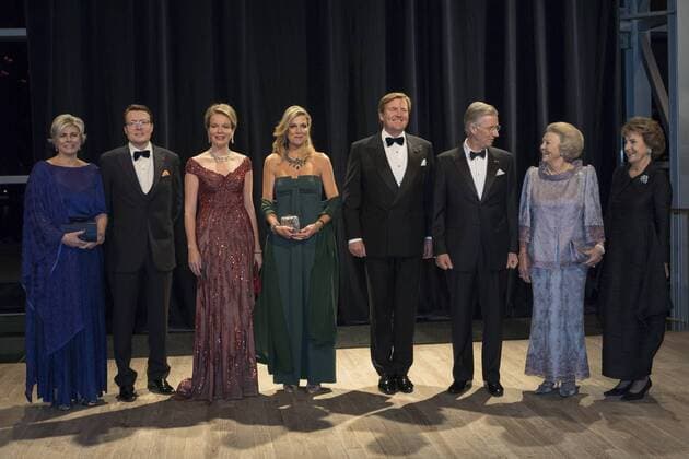 The Netherlands , Amsterdam , Nov 29 , 2016 - Second day of a three days State visit of Belgian royal couple in The Netherlands, in Amsterdam - Queen Mathilde of Belgium , King Philippe - Filip of Belgium, Dutch King Willem-Alexander and Dutch Queen Maxima - Concert at Concertgebouw Copyright POOL Reporters Reporters GYS 