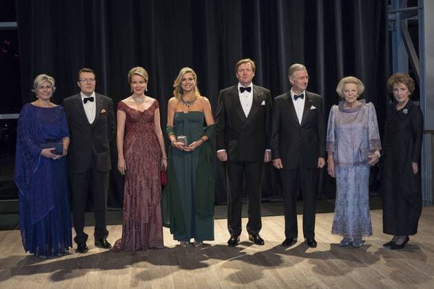 The Netherlands , Amsterdam , Nov 29 , 2016 - Second day of a three days State visit of Belgian royal couple in The Netherlands, in Amsterdam - Queen Mathilde of Belgium , King Philippe - Filip of Belgium, Dutch King Willem-Alexander and Dutch Queen Maxima - Concert at Concertgebouw Copyright POOL Reporters Reporters GYS 