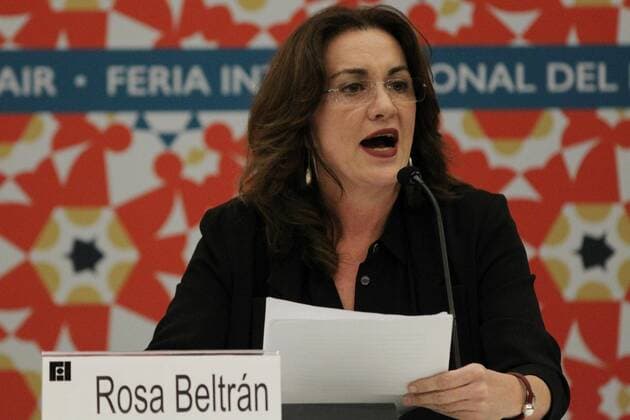 Mexican writer and professor Rosa Beltran speaks during a tribute to Mexican late writer Ignacio Padilla during the International Book Fair of Guadalajara (FIL) in Guadalajara, Mexico, 30 November 2016. International Book Fair of Guadalajara (FIL) !ACHTUNG: NUR REDAKTIONELLE NUTZUNG!  GDL01 20161201-636161617099470042