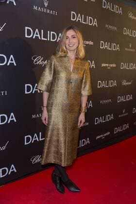 Julie Gayet CELEBRITES : Filmpremiere Premiere Film DALIDA - Paris - 30 11 2016 StephenCaillet Panoramic 