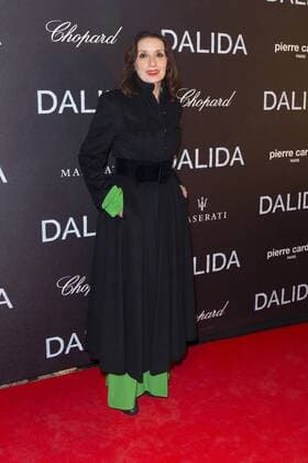 Luz Casal CELEBRITES : Filmpremiere Premiere Film DALIDA - Paris - 30 11 2016 StephenCaillet Panoramic 