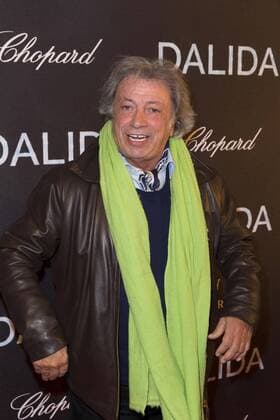 Herve Vilard CELEBRITES : Filmpremiere Premiere Film DALIDA - Paris - 30 11 2016 StephenCaillet Panoramic 