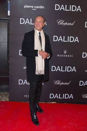 Bertrand Delanoe CELEBRITES : Filmpremiere Premiere Film DALIDA - Paris - 30 11 2016 StephenCaillet Panoramic 