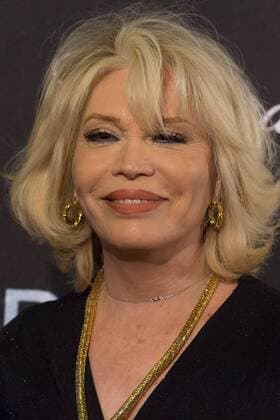 Amanda Lear CELEBRITES : Filmpremiere Premiere Film DALIDA - Paris - 30 11 2016 StephenCaillet Panoramic 