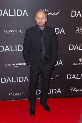 Laurent Bateau CELEBRITES : Filmpremiere Premiere Film DALIDA - Paris - 30 11 2016 StephenCaillet Panoramic 