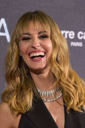 Sveva Alviti CELEBRITES : Filmpremiere Premiere Film DALIDA - Paris - 30 11 2016 StephenCaillet Panoramic 