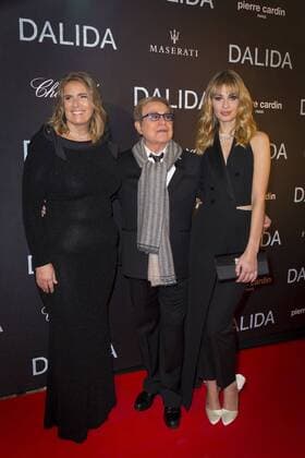 Lisa Azuelos - Orlando - Sveva Alviti CELEBRITES : Filmpremiere Premiere Film DALIDA - Paris - 30 11 2016 StephenCaillet Panoramic 