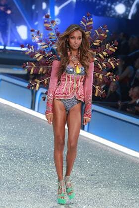 PARIS, FRANCE - NOVEMBER 30: Model Jasmine Tookes walks on the runway during 2016 Victoria s Secret Fashion Show on November 30, 2016 in Paris, France.  CFP496348109