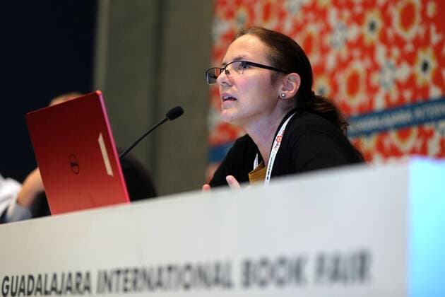 Buchmesse in Guadalajara, Mexiko Investigator of the Programme of Drugs Policy at the Investigation and Economic Teaching Center Sonja Wolf speaks during the 30th International Book Fair of Guadalajara in Jalisco, Mexico, 02 December 2016. INTERNATIONAL BOOK FAIR OF GUADALAJARA !ACHTUNG: NUR REDAKTIONELLE NUTZUNG!  JAL001 20161202-636163132799896618