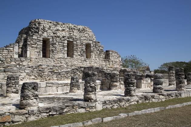 Templo de los Guerreros, Mayapan, Mayan archaeological site, Yucatan, Mexico, North America Copyright: RichardxMaschmeyer 801-1479