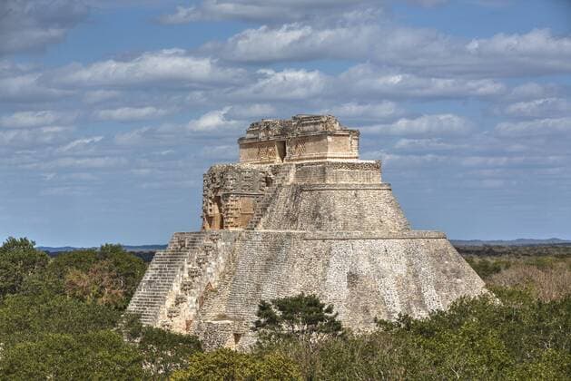 Pyramid of the Magician, Uxmal, Mayan archaeological site, UNESCO World Heritage Site, Yucatan, Mexico, North America Copyright: RichardxMaschmeyer 801-1569