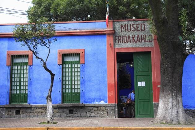 Frida Kahlo museum, Coyoacan, Mexico City, Mexico, North America Copyright: WendyxConnett 807-400