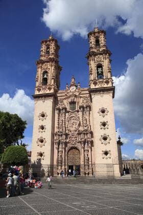 Santa Prisca Church, Plaza Borda, Taxco, Guerrero State, Mexico, North America Copyright: WendyxConnett 807-899