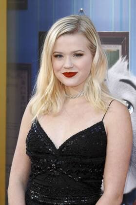Ava Elizabeth Phillippe SING FILM PREMIERE Los Angeles Patrick Rideaux PicturePerfect