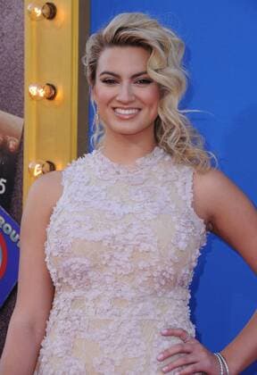 December 3, 2016 - Los Angeles, CA, United States - 03 December 2016 - Beverly Hills, California. Tori Kelly. Premiere Of Universal Pictures Sing held at Microsoft Theater. Photo Credit: AdMedia Los Angeles United States - ZUMAa123 20161203_zaa_a123_072
