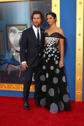 LOS ANGELES - DEC 3: Matthew McConaughey, Camila Alves McConaughey at the Sing Premiere at Microsoft Theater on December 3, 2016 in Los Angeles, CA  Copyright: xKathyxHutchinsx xIPAx