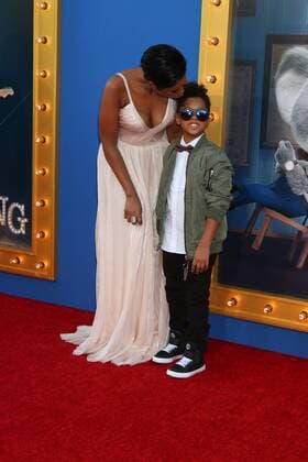 LOS ANGELES - DEC 3: Jennifer Hudson, David Daniel Otunga Jr. at the Sing Premiere at Microsoft Theater on December 3, 2016 in Los Angeles, CA  Copyright: xKathyxHutchinsx xIPAx
