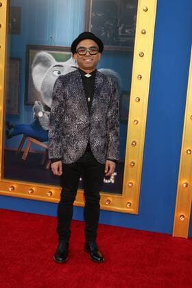 LOS ANGELES - DEC 3: Jojo Villanueva at the Sing Premiere at Microsoft Theater on December 3, 2016 in Los Angeles, CA  Copyright: xKathyxHutchinsx xIPAx