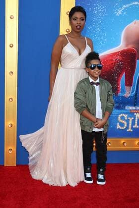 LOS ANGELES - DEC 3: Jennifer Hudson, David Daniel Otunga Jr. at the Sing Premiere at Microsoft Theater on December 3, 2016 in Los Angeles, CA  Copyright: xKathyxHutchinsx xIPAx