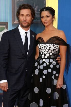 LOS ANGELES - DEC 3: Matthew McConaughey, Camila Alves McConaughey at the Sing Premiere at Microsoft Theater on December 3, 2016 in Los Angeles, CA  Copyright: xKathyxHutchinsx xIPAx