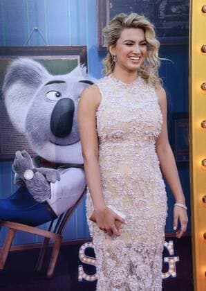 Cast member Tori Kelly, the voice of Meena in the animated motion picture comedy Sing attends the premiere of the film at the Microsoft Theater in Los Angeles on December 3, 2016. Storyline: A koala named Buster Moon has one final chance to restore his theater to its former glory by producing the world s greatest singing competition.  LAP2016120326 JIMxRUYMEN
