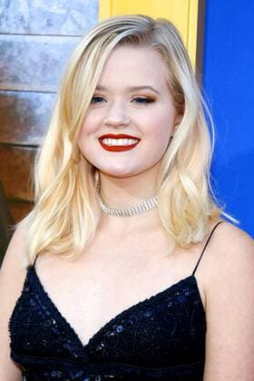 Ava Phillippe bei der Sing Film Premiere am 3.12.2016 in Los Angeles Sing Filmpremiere in Los Angeles, 2016 