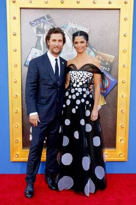 Matthew McConaughey und seine Ehefrau Camila Alves bei der Sing Film Premiere am 3.12.2016 in Los Angeles Sing Filmpremiere in Los Angeles, 2016 