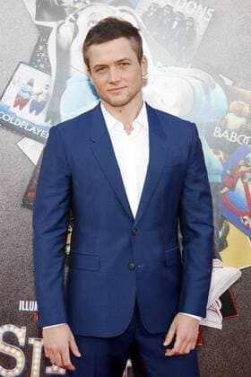 Taron Egerton bei der Sing Film Premiere am 3.12.2016 in Los Angeles Sing Filmpremiere in Los Angeles, 2016 
