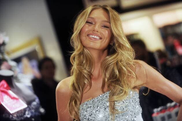 Romee Strijd beim Photocall in Victoria s Secret 5th Ave Strore. New York, 02.12.2016 Foto:xD.xVanxTinex xFuturexImage