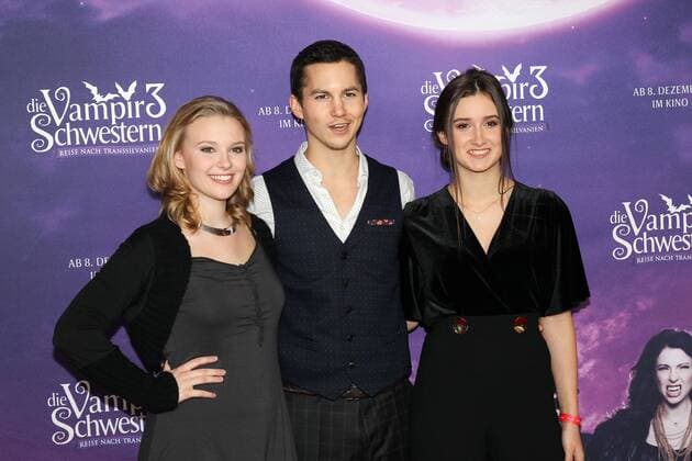 Marta Martin, Tim Oliver Schultz und Laura Roge Premiere Die Vampir Schwestern 3 Mathäser Filmpalast Kino, Film, Fernsehen München 04. Dezember 2016