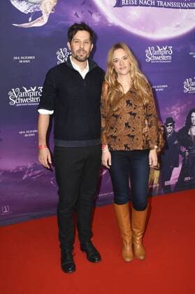Tim Trachte mit Gattin bei der Premiere des Kinofilms Vampirschwestern 3 - Reise nach Transsilvanien im Mathäser Filmpalast. München, 04.12.2016 Foto:xP.xSchönbergerx xFuturexImage