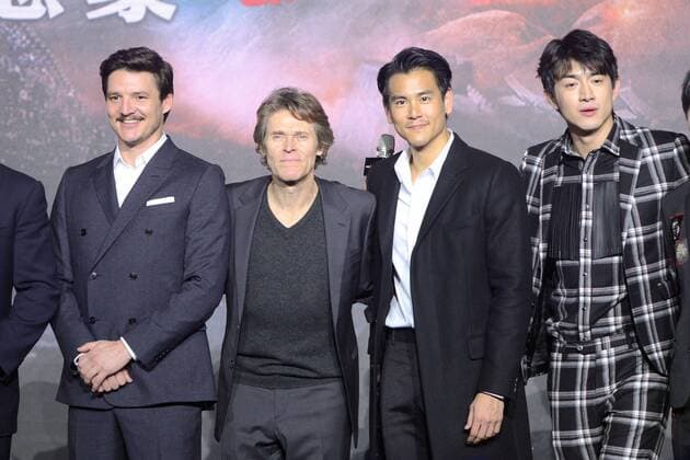 BEIJING, CHINA - DECEMBER 06: Chilean-born American actor Pedro Pascal, American actor Willem Dafoe, actor Eddie Peng Yuyan and actor Lin Gengxin attend the premiere of director Zhang Yimou s film The Great Wall on December 6, 2016 in Beijing, China.  CFP496624378