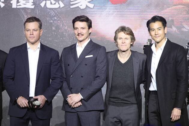 BEIJING, CHINA - DECEMBER 06: American actor Matt Damon, Chilean-born American actor Pedro Pascal, American actor Willem Dafoe and actor Eddie Peng Yuyan attend the premiere of director Zhang Yimou s film The Great Wall on December 6, 2016 in Beijing, China.  CFP496624379