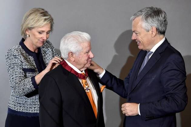 Princess Astrid of Belgium, Lee Roy Mitchell, Founder and Chairman of the Board Cinemark and Vice-Prime Minister and Foreign Minister Didier Reynders pictured during a bestowing of the honorary distinction of Commander in the Order of the Crown during a visit to Cinemark on the fourth day of the economic mission of Belgium s Princess Astrid in Texas, United States, Tuesday 06 December 2016, in Austin.  DIRKxWAEM 04991743