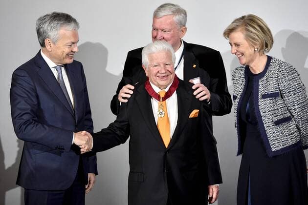 Vice-Prime Minister and Foreign Minister Didier Reynders, former Barco CEO Eric Van Zele, Lee Roy Mitchell, Founder and Chairman of the Board Cinemark and Princess Astrid of Belgium pictured during a bestowing of the honorary distinction of Commander in the Order of the Crown at a visit to Cinemark on the fourth day of the economic mission of Belgium s Princess Astrid in Texas, United States, Tuesday 06 December 2016, in Austin.  DIRKxWAEM 04991757