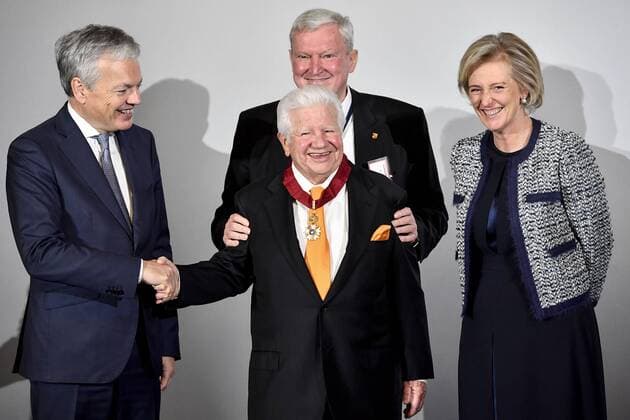 Vice-Prime Minister and Foreign Minister Didier Reynders, former Barco CEO Eric Van Zele, Lee Roy Mitchell, Founder and Chairman of the Board Cinemark, Princess Astrid of Belgium pictured during and a bestowing of the honorary distinction of Commander in the Order of the Crown a visit to Cinemark on the fourth day of the economic mission of Belgium s Princess Astrid in Texas, United States, Tuesday 06 December 2016, in Austin.  DIRKxWAEM 04991756
