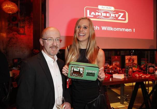 Peter Nottmeier, Hanna Scholz bei der LAMBERTZ-Fine Art-Kalenderpraesentation im Rosati Restaurant Koeln.