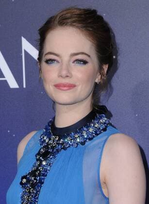 December 6, 2016 - Westwood, CA, United States - 06 December 2016 - Westwood, California. Emma Stone. Premiere of Liongate s La La Land held at Mann Village Theater. Photo Credit: AdMedia Westwood United States - ZUMAa123 20161206_zaa_a123_018