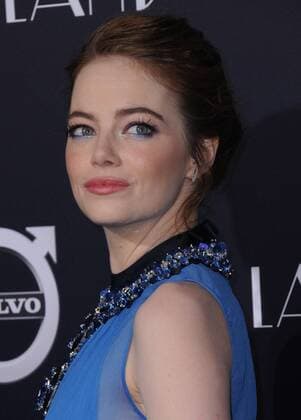 December 6, 2016 - Westwood, CA, United States - 06 December 2016 - Westwood, California. Emma Stone. Premiere of Liongate s La La Land held at Mann Village Theater. Photo Credit: AdMedia Westwood United States - ZUMAa123 20161206_zaa_a123_021